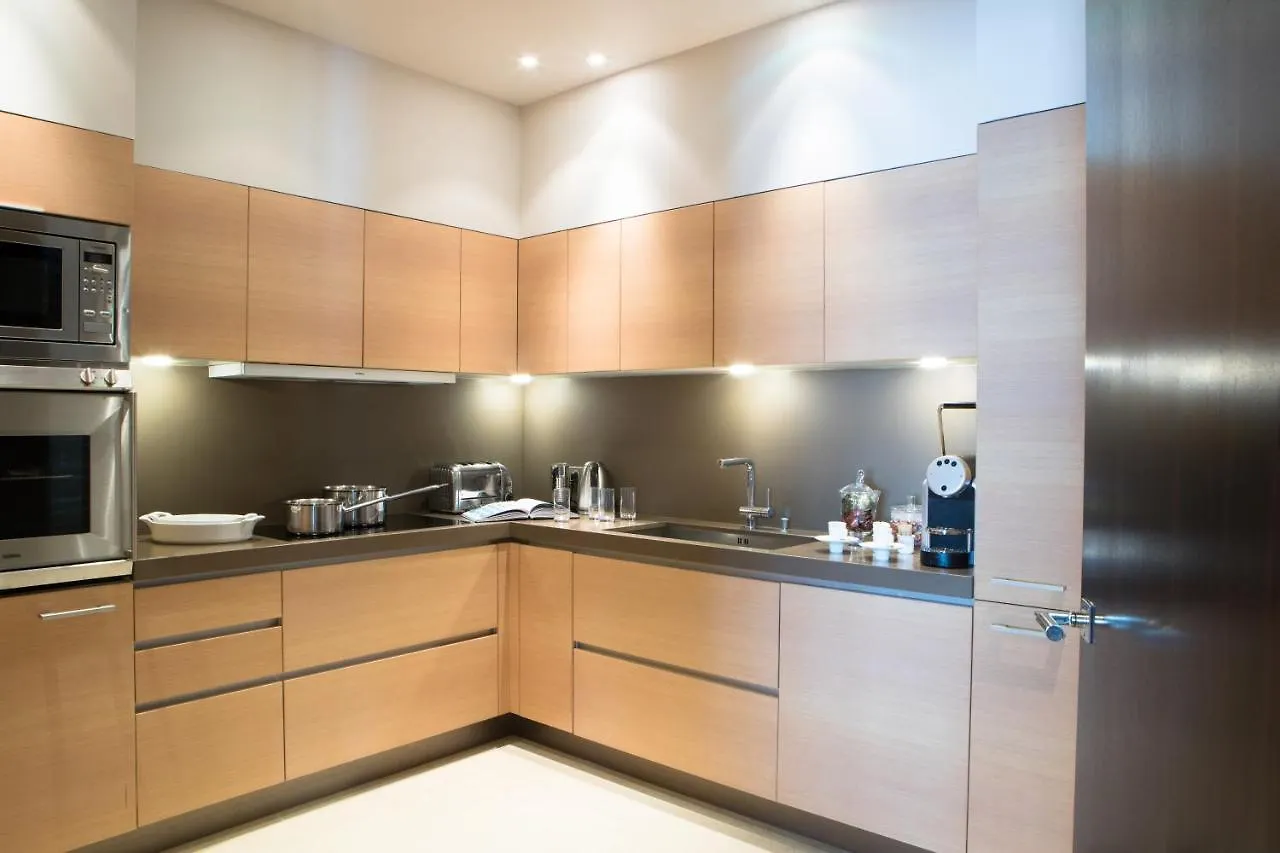 La Reserve Paris Apartments
