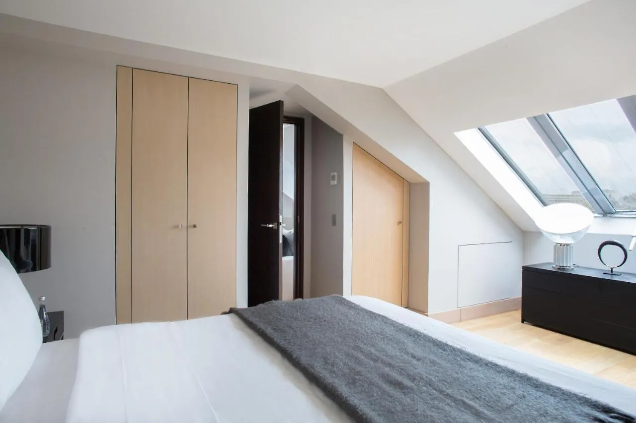 La Reserve Paris Apartments